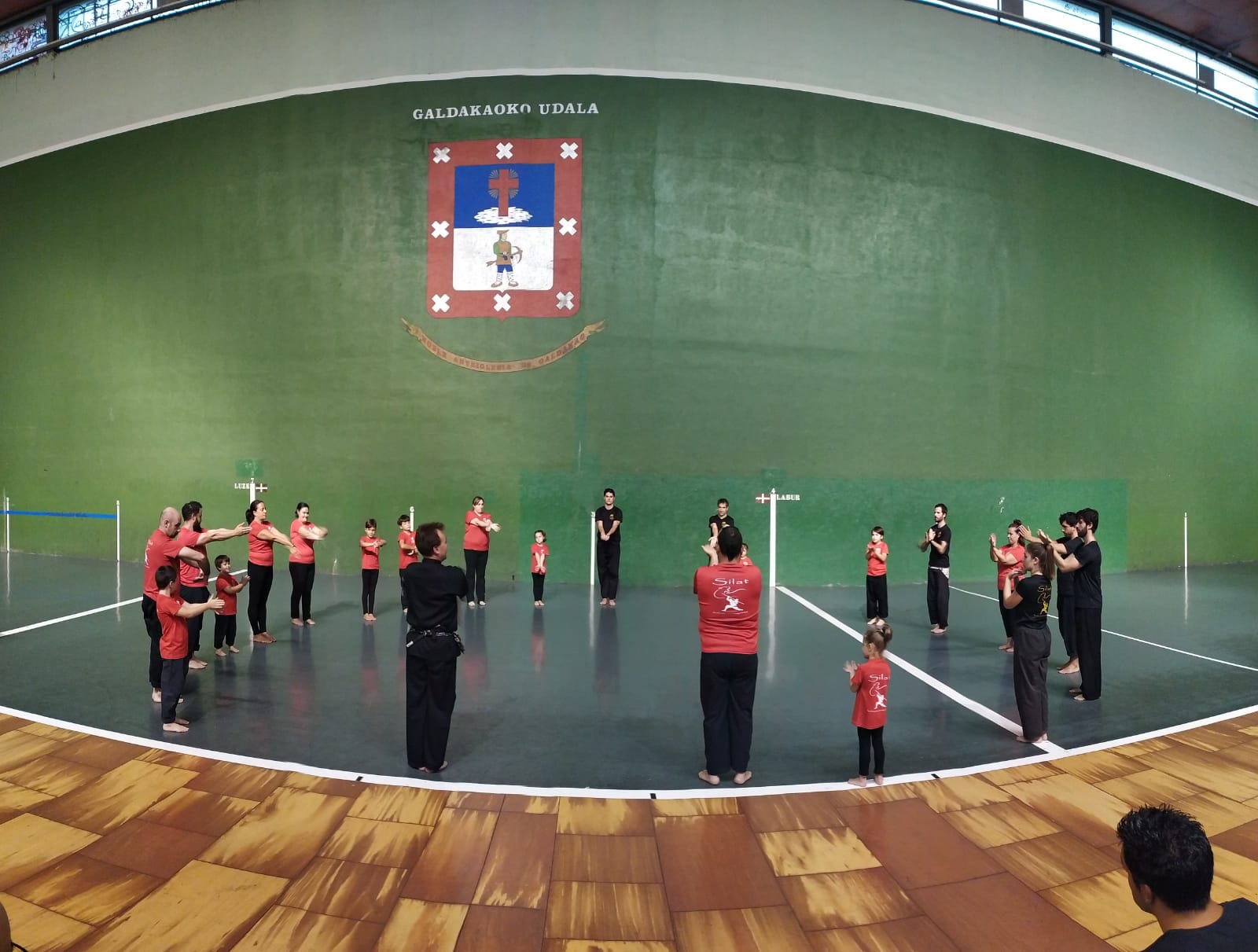 Exhibición de Pencak Silat en Galdakao